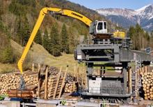 Manipulátory s materiálem Liebherr EP 934 C Litronic