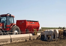Míchačky krmiv Kuhn Knight 4142