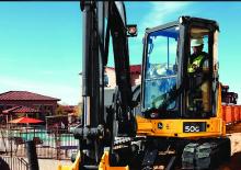 Pásová rypadla John Deere Construction 60G
