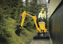 Minirypadla JCB 8008 CTS