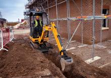 Minirypadla JCB 8014