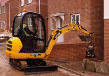 Minirypadla JCB 8018 CTS
