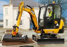 Minirypadla JCB 8026 CTS