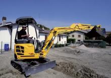 Minirypadla New Holland E18SR