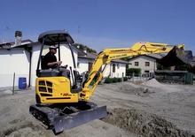 Minirypadla New Holland E18SR