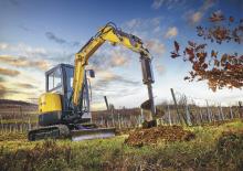 Minirypadla New Holland E26C