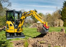 Minirypadla Komatsu PC24MR-5