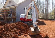 Minirypadla Takeuchi TB 240