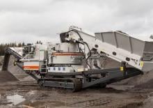 Mobilní čelisťové drtiče Metso Lokotrack LT 7150