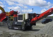 Mobilní čelisťové drtiče Sandvik QH332 HS