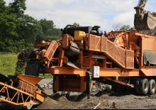 Mobilní čelisťové drtiče Eagle Crusher UM-05