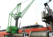 Mobilní jeřáby s příhradovým výložníkem Sennebogen 9300 HMC