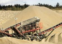 Mobilní třídiče Sandvik UF320E