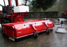 Montované zametače Grünig GS-Vario 2300 Jumbo
