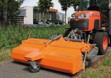 Montované zametače Bema Kommunal 400 Dual 1400