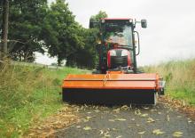 Montované zametače Bema Kommunal 450 Dual 1550