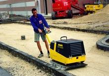 Reverzní vibrační desky Bomag BPH 80/65