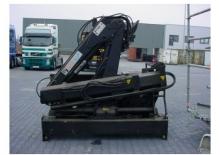 Nakládací jeřáby s pojezdem Hiab R 100 F2