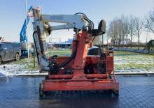 Nakládací jeřáby s pojezdem Hiab R 150 F3