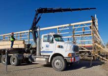 Nakládací jeřáby s pojezdem Hiab XS 244 E-7 HIPRO CD