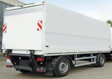 Nakládací plošiny MBB Palfinger MBB B 2000 L
