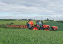 Nesené postřikovače Kubota XMS218
