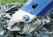 Nůžky na ocelový šrot Okada C-200