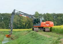 Pásová rypadla Atlas 240 LC