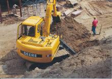Pásová rypadla John Deere Construction 80