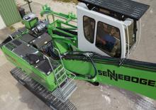 Manipulátory s materiálem Sennebogen 821R E
