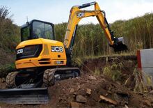 Pásová rypadla JCB 85Z-1
