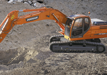 Pásová rypadla Doosan DX 225 N LC