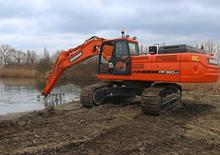 Pásová rypadla Doosan DX380NLC-3