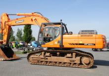Pásová rypadla Doosan DX520LC