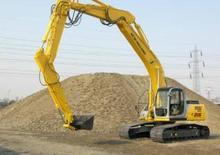Pásová rypadla New Holland E 215