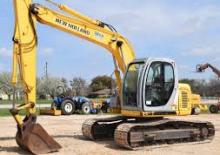 Pásová rypadla New Holland E130