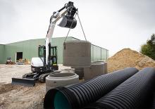 Pásová rypadla Bobcat E60