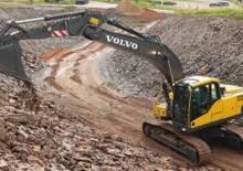 Pásová rypadla Volvo EC235CNL
