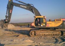 Pásová rypadla Volvo EC450