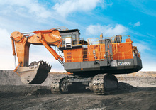 Pásová rypadla Hitachi EX 5500-6
