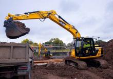Pásová rypadla JCB JS130 LC