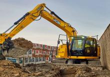Pásová rypadla JCB JS141LC