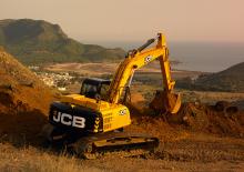 Pásová rypadla JCB JS260NLC