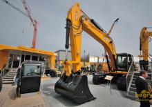 Pásová rypadla JCB JS360 NLC