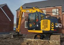 Pásová rypadla JCB JZ141