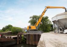 Manipulátory s materiálem Liebherr LH 40 C Industry Litronic