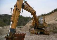 Pásová rypadla Komatsu PC200-1