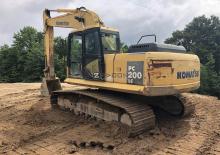 Pásová rypadla Komatsu PC200LC-7