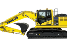 Pásová rypadla Komatsu PC210-10