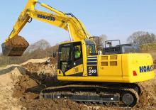 Pásová rypadla Komatsu PC240LC-11E0